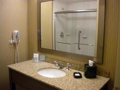 фото отеля Hampton Inn & Suites Cincinnati/Uptown-University Area