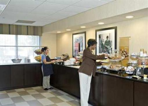 фото отеля Hampton Inn Atlanta/Stone Mountain