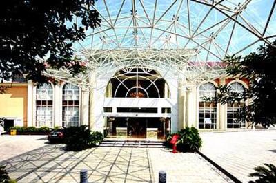 фото отеля Longwan Hotspring Resort