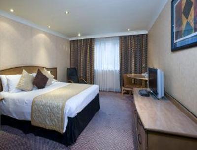 фото отеля Ramada Hemel Hempstead / St Albans