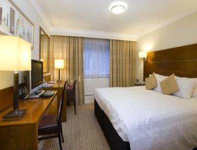 фото отеля Ramada Hemel Hempstead / St Albans