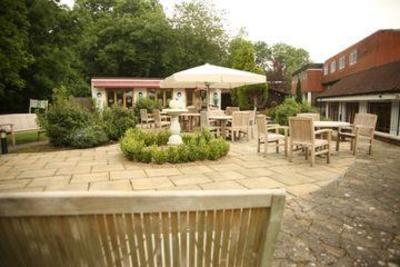 фото отеля Ramada Hemel Hempstead / St Albans