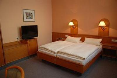 фото отеля Flair Hotel Zum Baeren Rudesheim am Rhein