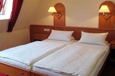 фото отеля Flair Hotel Zum Baeren Rudesheim am Rhein