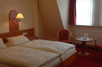 фото отеля Flair Hotel Zum Baeren Rudesheim am Rhein