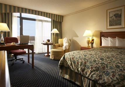 фото отеля Delta Meadowvale Resort and Conference Centre