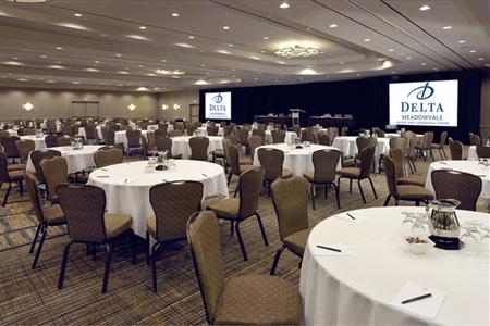 фото отеля Delta Meadowvale Resort and Conference Centre
