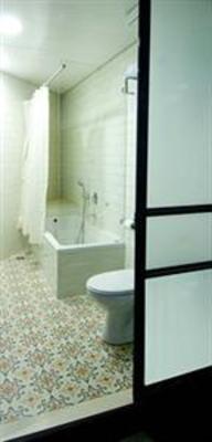 фото отеля Embassy Hotel Tel Aviv