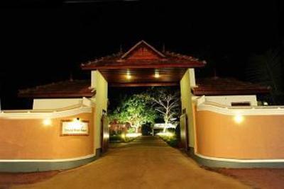 фото отеля Triveny River Palace Champakulam