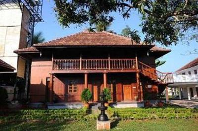 фото отеля Triveny River Palace Champakulam