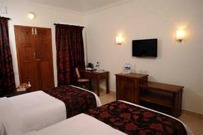 фото отеля Triveny River Palace Champakulam