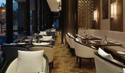 фото отеля Seda Bonifacio Global City