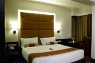фото отеля Hotel Yogi Midtown
