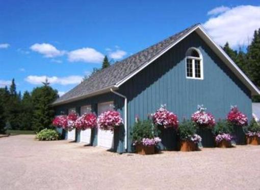фото отеля Riverwood Bed & Breakfast Belwood