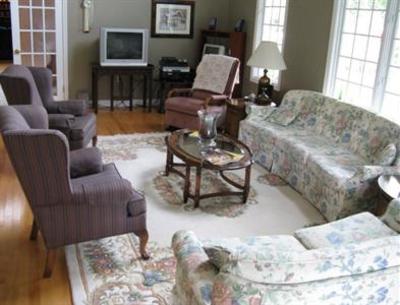 фото отеля Riverwood Bed & Breakfast Belwood