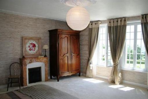 фото отеля Chambres d'Hôtes Les Champs Francais