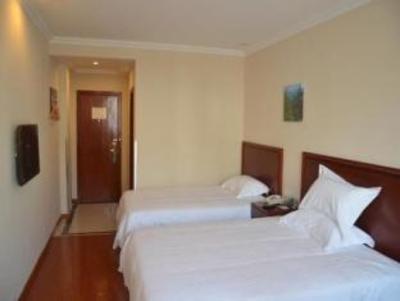 фото отеля GreenTree Inn Nantong Rudong Bus Station Express Hotel