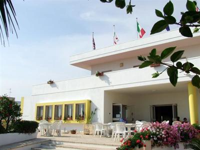 фото отеля Hotel Albatros Morciano di Leuca