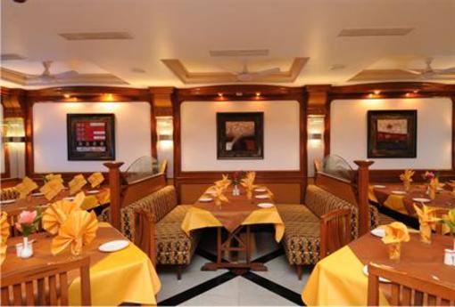 фото отеля Radhika Beach Resort