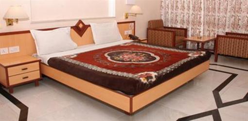 фото отеля Radhika Beach Resort
