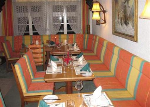 фото отеля Feste Neustadt Hotel Restaurant