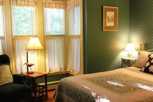 фото отеля White Cedar Inn Bed and Breakfast