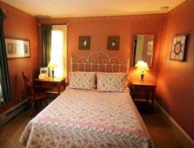 фото отеля White Cedar Inn Bed and Breakfast