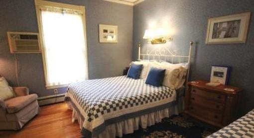 фото отеля White Cedar Inn Bed and Breakfast