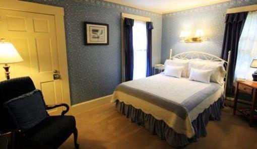 фото отеля White Cedar Inn Bed and Breakfast