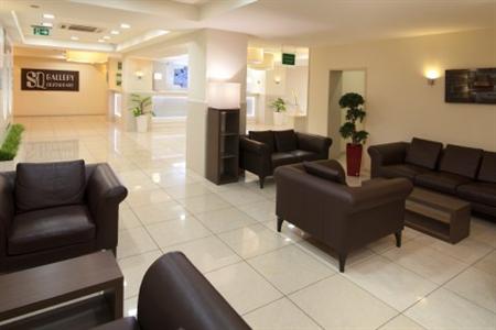 фото отеля Holiday Inn Chelyabinsk-Riverside