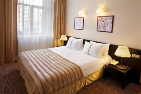 фото отеля Holiday Inn Chelyabinsk-Riverside