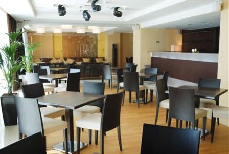 фото отеля Holiday Inn Chelyabinsk-Riverside