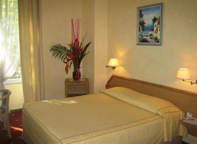 фото отеля Hotel Foch Lyon