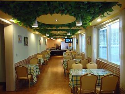 фото отеля Fangyuan Chain Express Hotel Zhumadian Xuesong Road