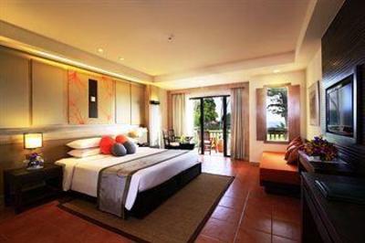 фото отеля Merlin Beach Resort