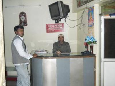 фото отеля Hotel Santosh Raj