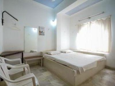 фото отеля Lal Ghat Guest House