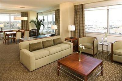 фото отеля The Westin Edina Galleria