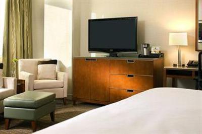 фото отеля The Westin Edina Galleria
