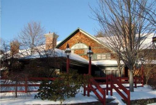 фото отеля Stonehedge Inn