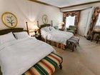 фото отеля Stonehedge Inn