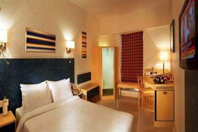 фото отеля Hometel Roorkee