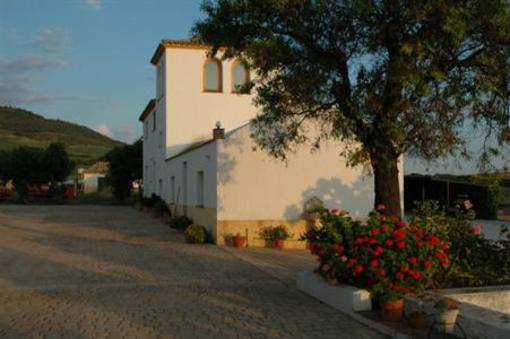 фото отеля Suryalila Retreat Centre