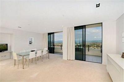 фото отеля The Wave Resort Gold Coast