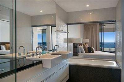 фото отеля The Wave Resort Gold Coast