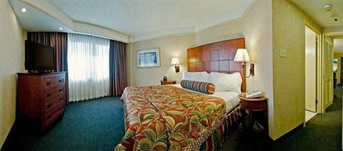 фото отеля Embassy Suites Hotel San Antonio International Airport