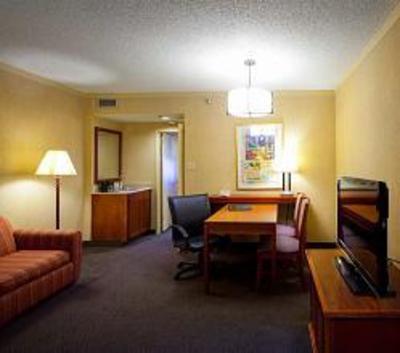 фото отеля Embassy Suites Hotel San Antonio International Airport