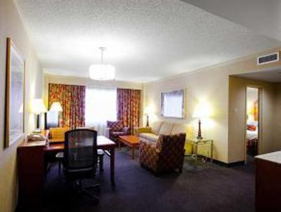 фото отеля Embassy Suites Hotel San Antonio International Airport