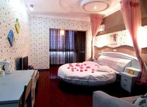 фото отеля 2599 Love Hotel Changsha Shuguang Road