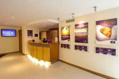 фото отеля Premier Inn Burgess Hill